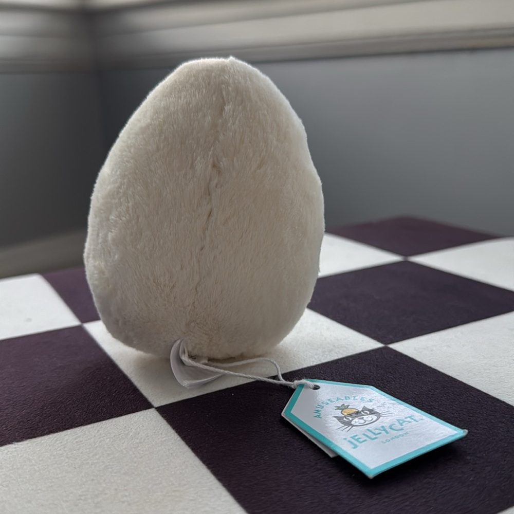 BNWT Jellycat Amusables Boiled Egg Chic - Picture 3 of 7